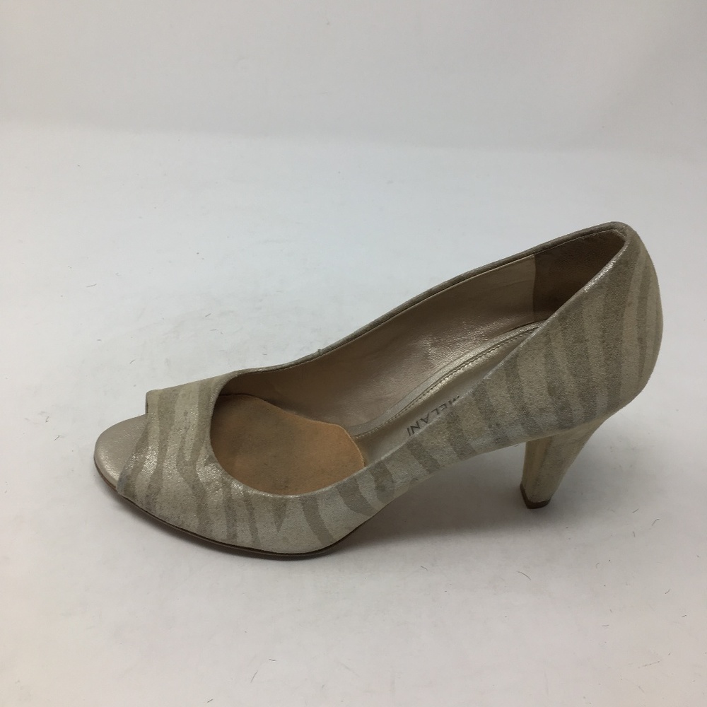 ANTONIO MELANI CREAM SILVER PEEP TOE HEELS 6M